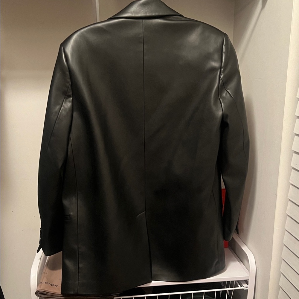 Zara Black Faux Leather Oversized Blazer - Picture 4 of 4